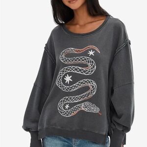 Free people Camden Gray Sweatshirt with Snake Design Oxford small SOLD OUT